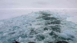 Работа винтов атомного ледокола