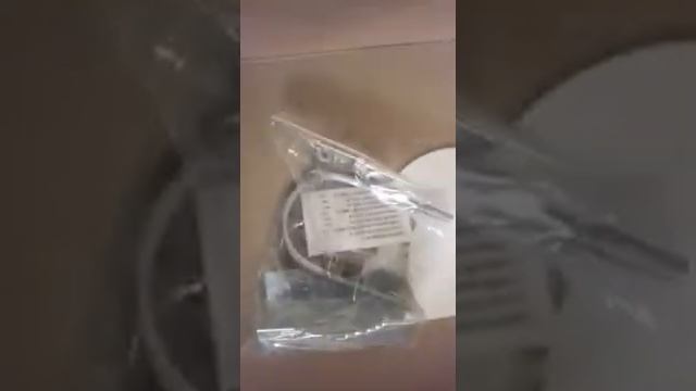 Направленная панельная антенна Flat 15F Combi 3G/4G LTE усиление 15dBi 75 Om смотреть онлайн