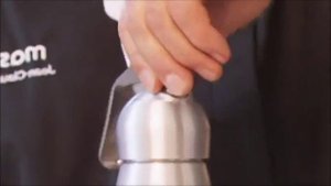 Сифон для сливок или кремер - помощник для кондитера