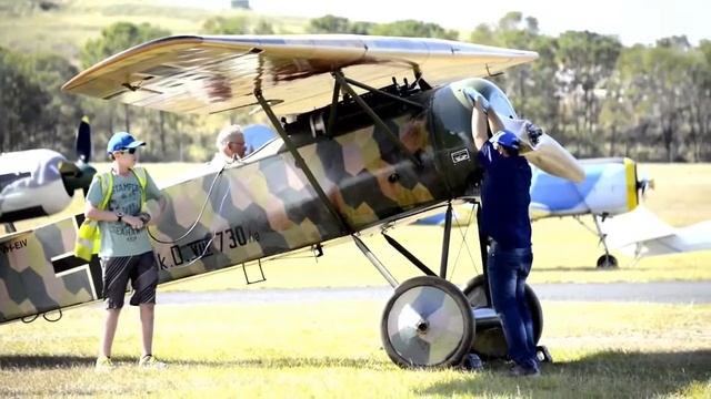 TAVAS Fokker D.VIII Rotary engine start April 2016 смотреть онлайн