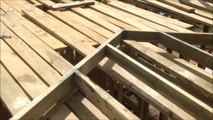 Сборка фронтона каркасного дома | Видео - 5 | Строительство каркасных домов тлтстрой.рф