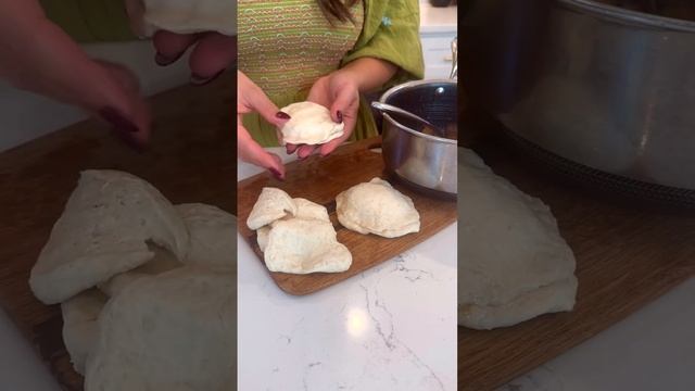 APPLE PIE STUFFED WAFFLES! ?#easyrecipe #weekdaymeals #dessert смотреть онлайн