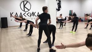 Разминка перел началом курса дефиле