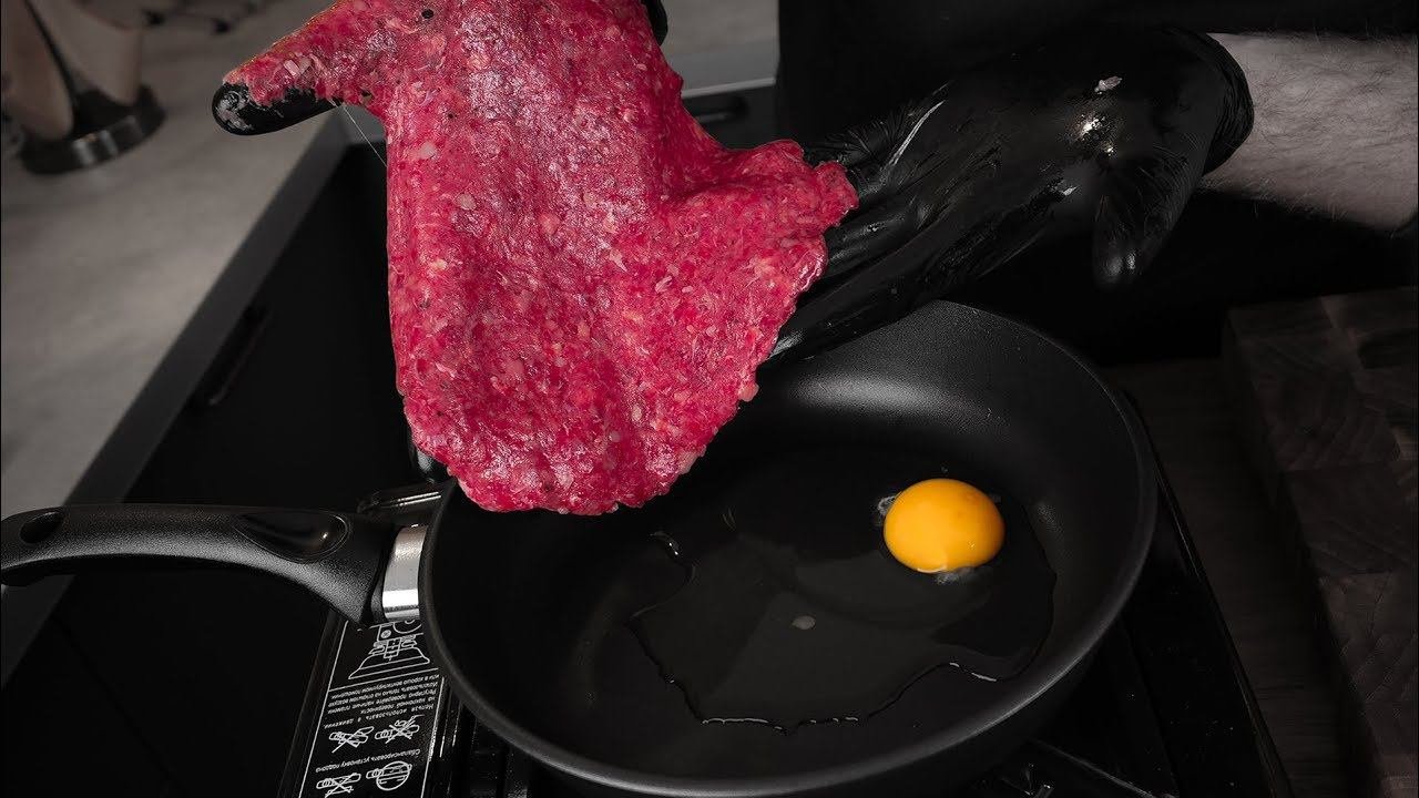 Фарш в яйце! Очень вкусная штука!