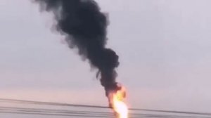 В Москве сильно горит факел НПЗ в Капотне, идёт чёрный дым.