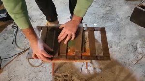 Простая БУРЖУЙКА из металлолома своими руками