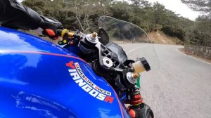 Yamaha R6 Vs Honda CBR 600