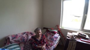 Старушка Надя . Grandma doesn’t live well.