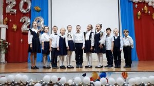 "Детство-ты цветущий луг"