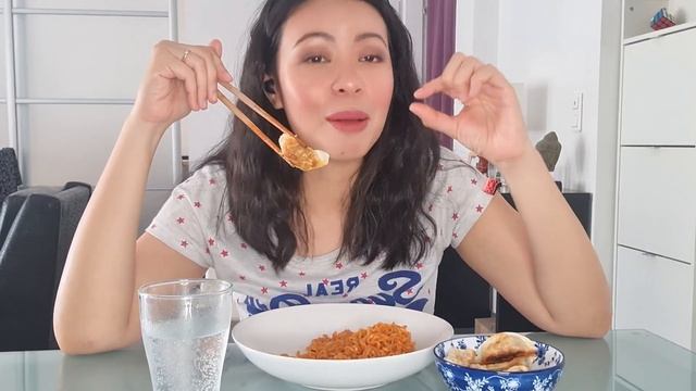 MUKBANG SAMYANG CHEESE & BULDAK DUMPLINGS смотреть онлайн