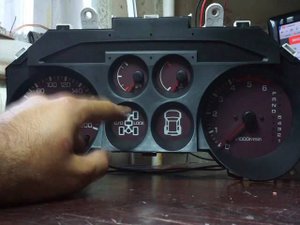 Пересвет приборной панели Mitsubishi Pajero 3
