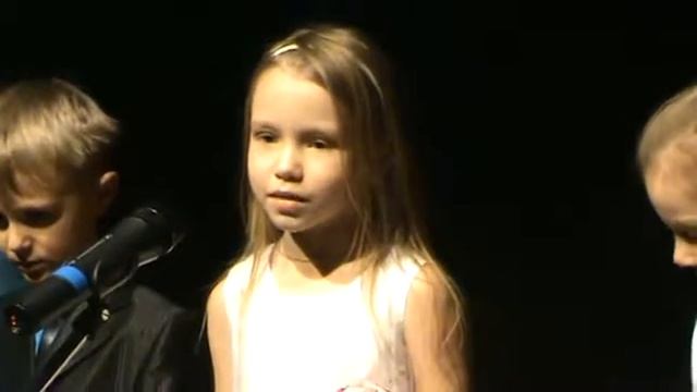 Поздравления с 8 марта студии 'Я сам Артист' при Новом Арт Театре.  Стихи. Логопед.