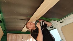 Строим автодом своими руками | Volkswagen Transporter t3 | Обшивка потолка #кемпер #vwt3 #автодом