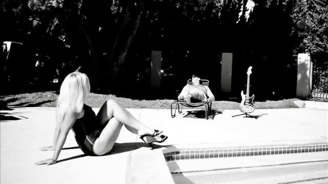 Joe Mubare - Love Me Fender / End Of Running (Newport Beach 1992) смотреть онлайн