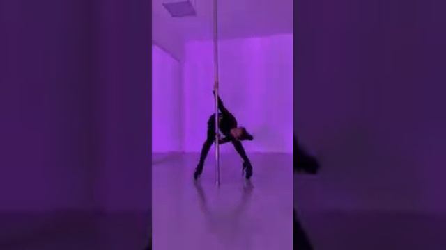 Exotic_flow_pole_dance_💜_танцы_на_пилоне_🖤