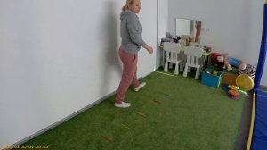 Сенсорная Интеграция. Прыжки на двух ногах.