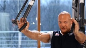 Жим сидя в тренажере хаммер  от Дениса Семенихина