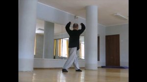 Восемь кусков парчи (Бадуаньцзин).