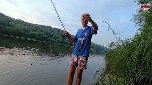 РЫБАЛКА НА ОКЕ В ИЮНЕ с НОЧЕВКОЙ!  ГОТОВИМ УХУ! Ловля на спиннинг и фидер