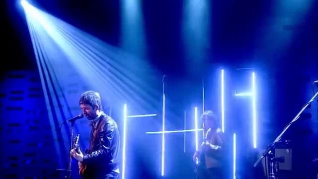 Noel gallagher - The Graham Norton Show смотреть онлайн