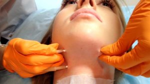 Практика по прим. МЕЗОНИТЕЙ. ОБЛАСТИ: МЕЖБРОВЬЕ, ЛИФТИНГ ЦЕНТРАЛЬНОЙ ЧАСТИ БРОВЕЙ, ПОДБОРОДОК.