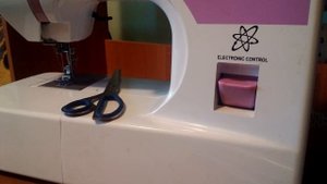 Пропуск стежков в верхнем шве, устранение.(1)