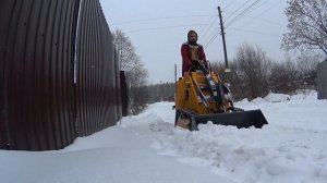 Экскаватор погрузчик +микро погрузчик убираем снег!!