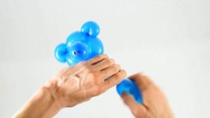 Teddy bear balloons / Как сделать Мишку из шарика (фигуры из шаров)