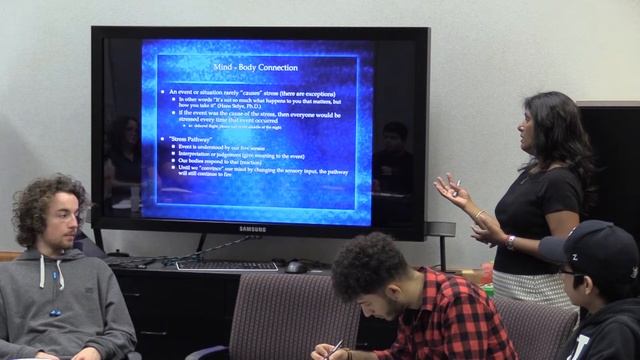 College Hacks: Managing Stress and Family Pressures смотреть онлайн