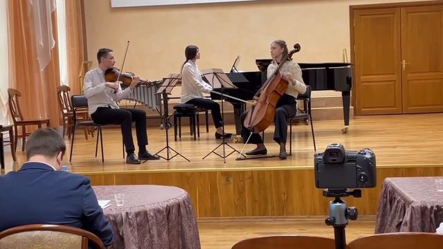 A.Shore-Farewell Nocturne смотреть онлайн