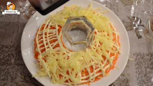 Праздничный салат «Гранатовый браслет»