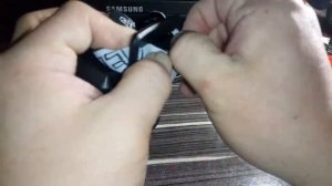 налобный аккумуляторный  фонарь из фикс прайса.