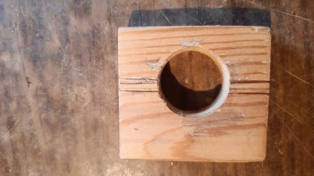 Стойка для гравера. Очень простая своим руками. Сделана из фанеры. Простой держатель. смотреть онлайн