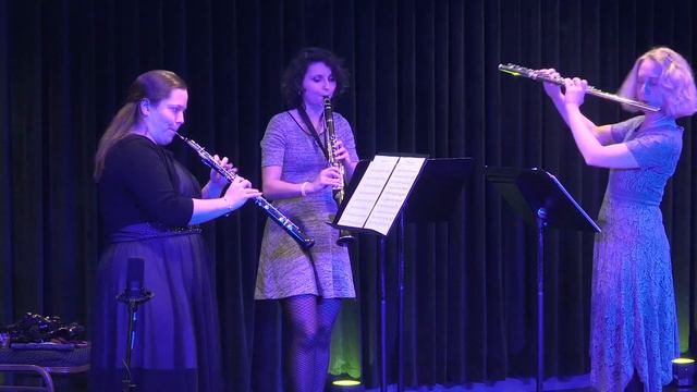 Tarantella | Whitney Tustin смотреть онлайн