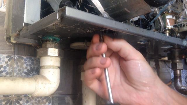 Подключили скважину к дому. Снятие трехходового клапана котла NAVIEN ACE 13A смотреть онлайн