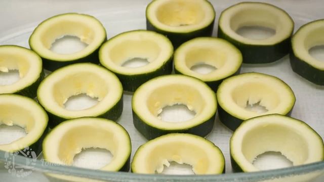 Супер Обед для всей семьи! Кабачки с фаршем в духовке