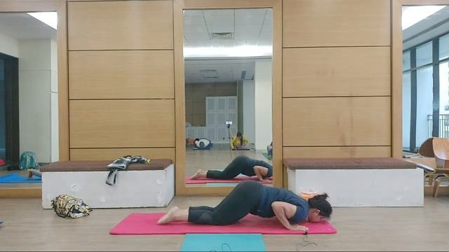 LIVE:- Stretching, Strength Building And Chandra Namashkaar | Holistic Power Yoga | смотреть онлайн