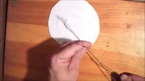 Эксперимент, спираль из бумаги и теплый воздух