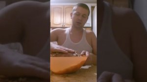 Как замариновать свиную рульку