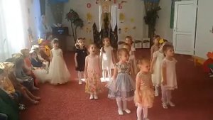 Хлоп-Хлоп, раз, два, три - хлопаем в ладоши