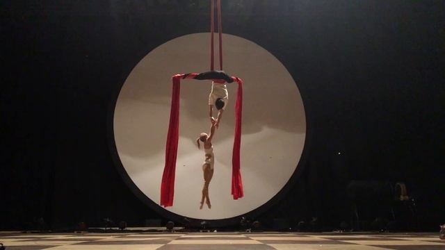 Aerial Duo - Останусь смотреть онлайн