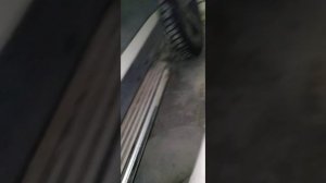 как снять порог ступеньку на Porsche Cayenne