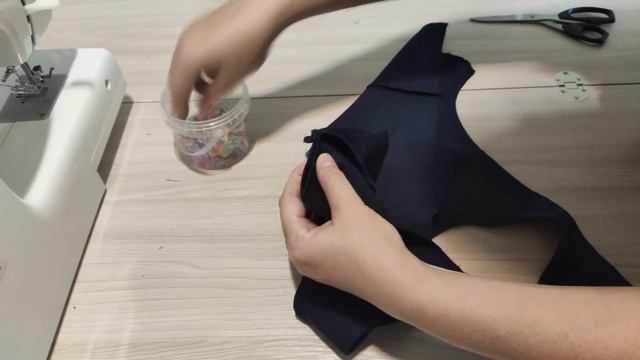 Как сшить красивый школьный сарафан. Построение планки/ Подготовка к школе смотреть онлайн