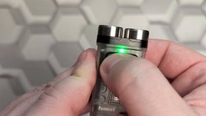 Дешевый Универсальный Компактный Фонарик На Каждый День / Boruit V3 900lm