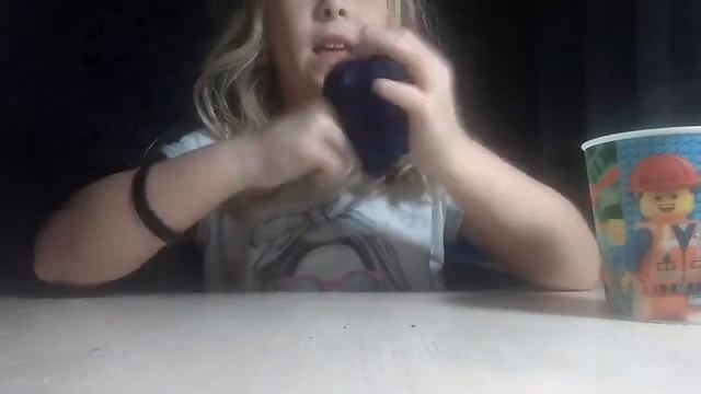 Делаем слайм из гуаши,воды и муки смотреть онлайн