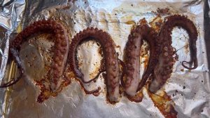 Как приготовить осьминога ?ЗАПЕЧЕННЫЙ ОСЬМИНОГ В ДУХОВКЕ ? #кулинария