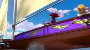 Елена Принцесса Авалора — песня "Мы с тобой летом и зимой, как ветер над водой"