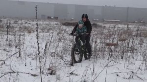 ФЭТ Байк - по снегу и грязи . польза, преимущество велосипеда. Фэт байк, Тест-драйв