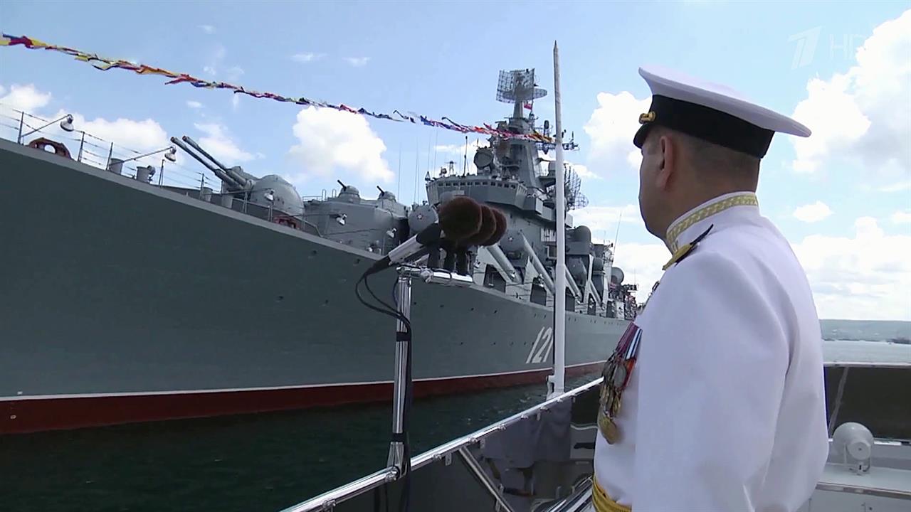 В Севастополе экипажи Черноморского флота отрабатывают каждый элемент парада в честь Дня ВМФ