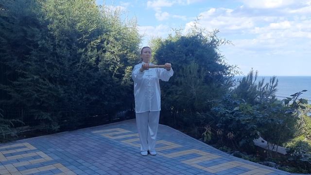 цигун  с палкой бань Даоинь  Яншен Гун с Натальей Прокофьевой